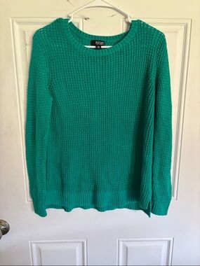 Women’s size PXL Sweater